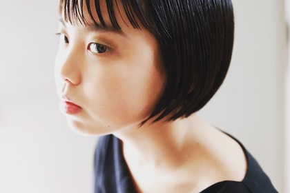女性